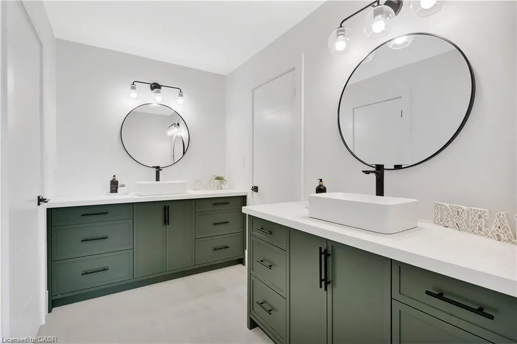 LOT 1 Avery Place