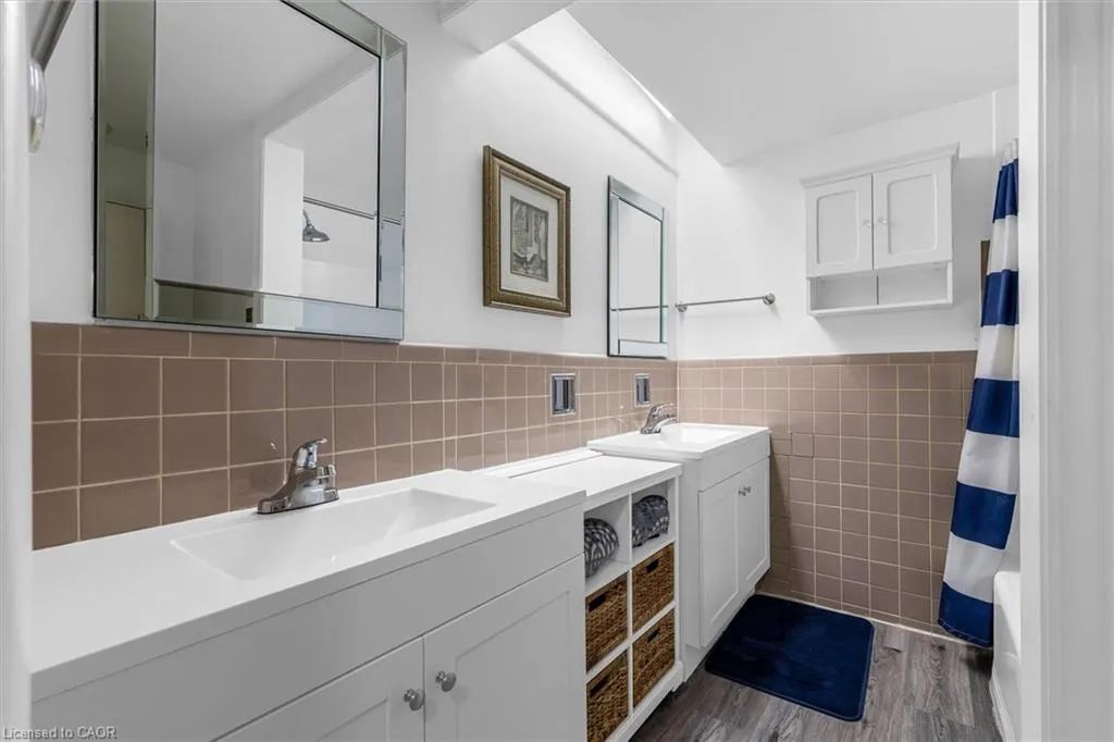 510 Queenston Road, #306