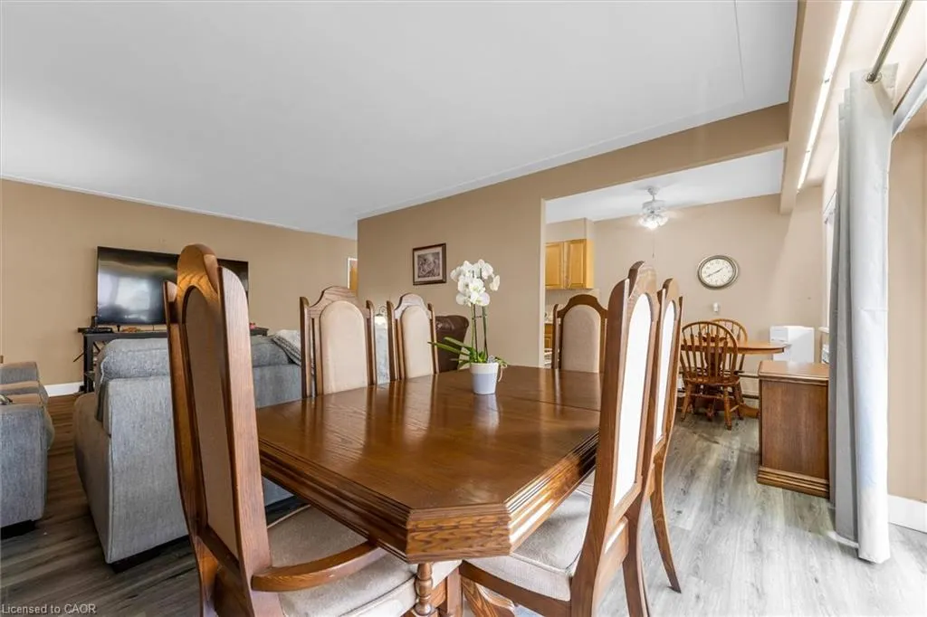 510 Queenston Road, #306