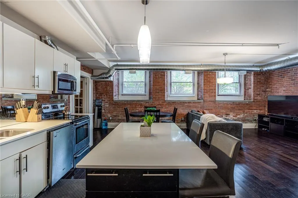 200 Stinson Street, #104