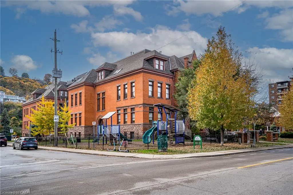 200 Stinson Street, #104