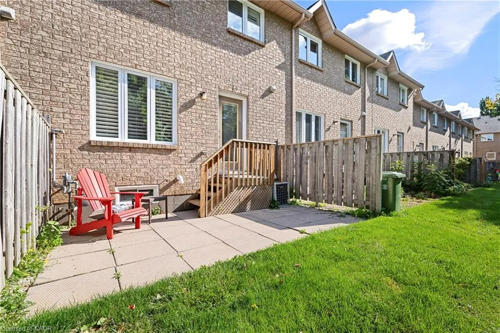 1809 Upper Wentworth Street, #14