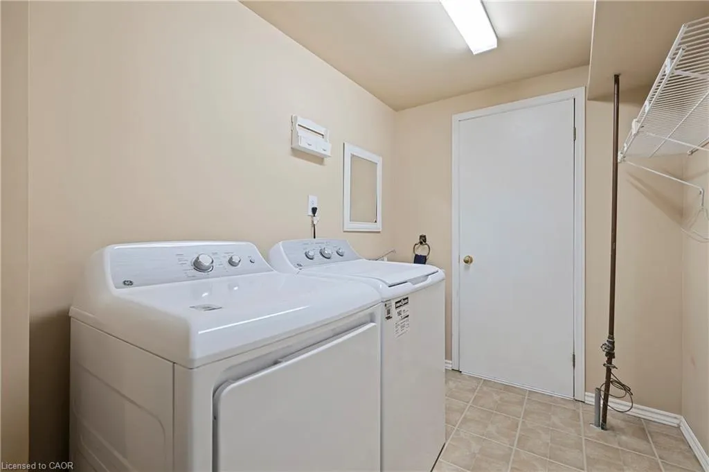 1809 Upper Wentworth Street, #14