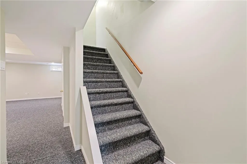 1809 Upper Wentworth Street, #14