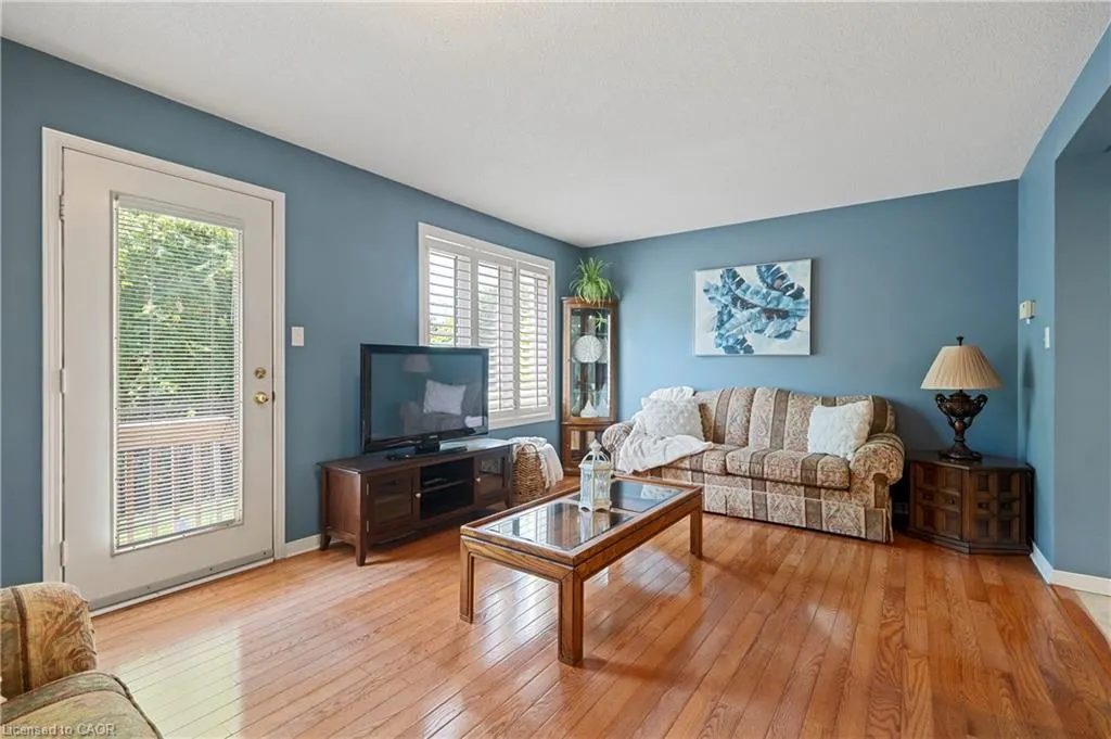 1809 Upper Wentworth Street, #14