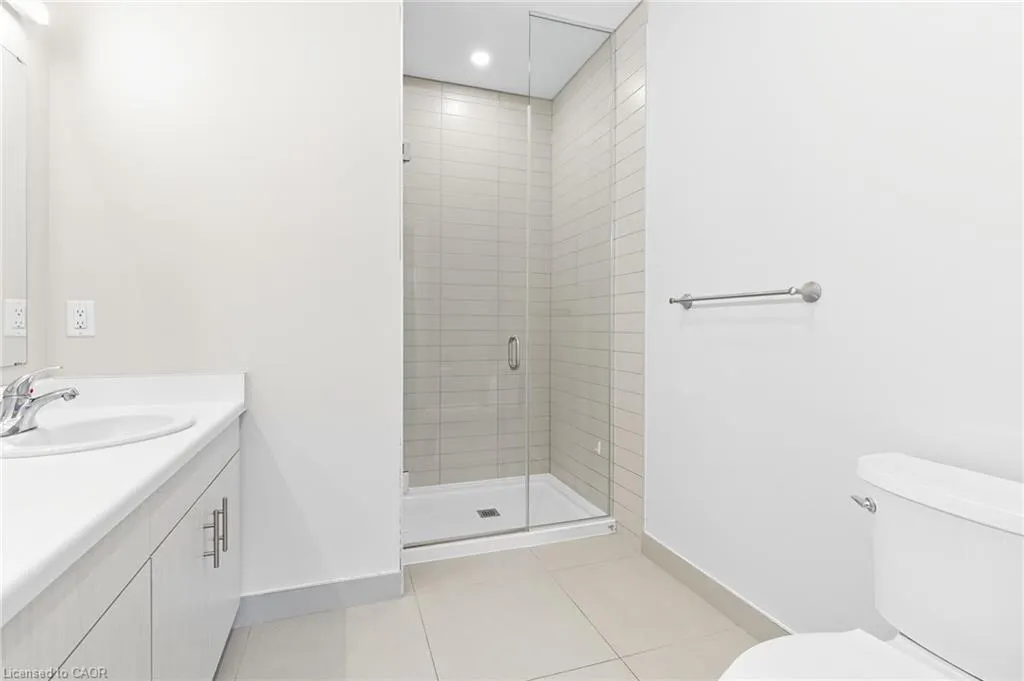 2668 Binbrook Road, #208