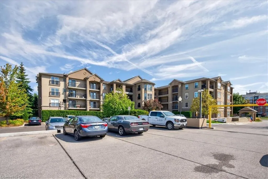 2055 Appleby Line, #402