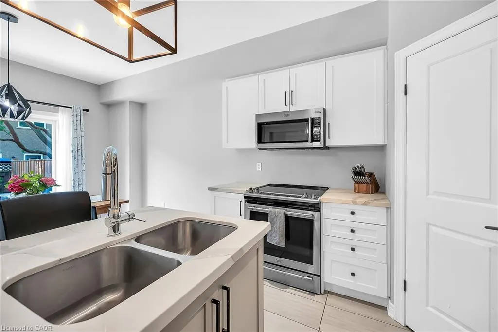120 Vineberg Drive, #4