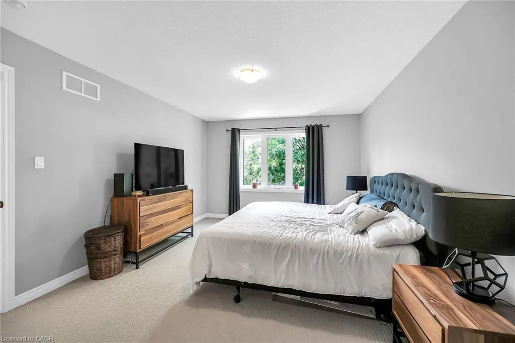 120 Vineberg Drive, #4