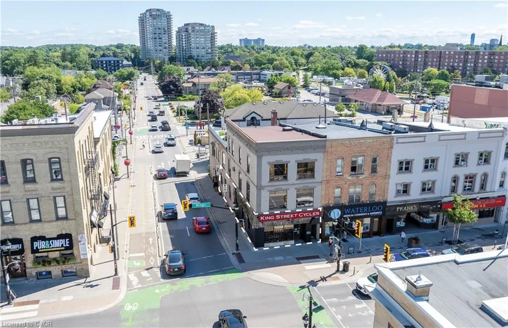 2 King Street S