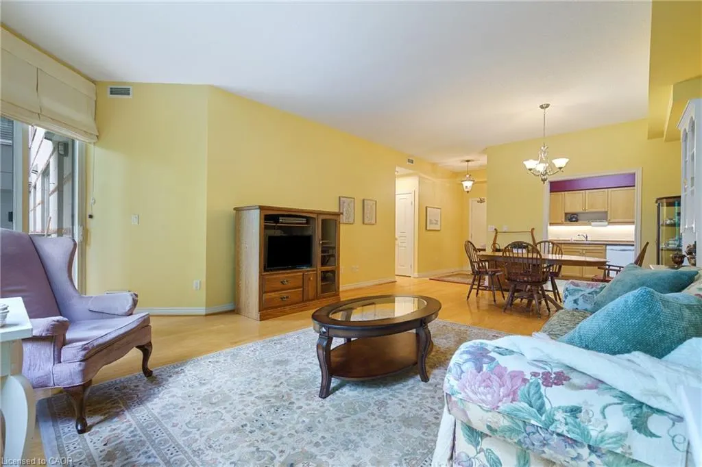 77 Governors Road, #102