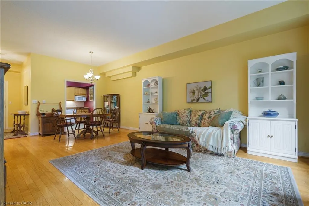 77 Governors Road, #102