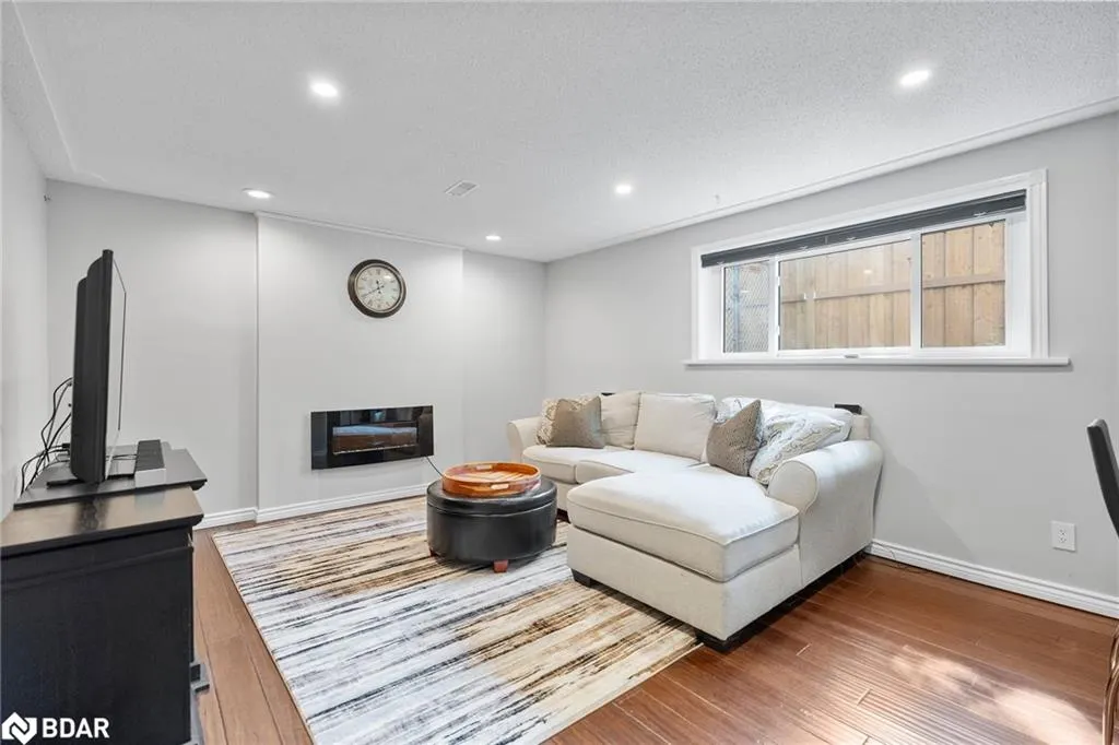 36 Cambria Drive