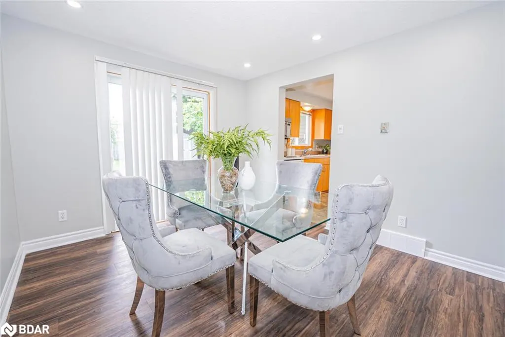 88 Harcourt Crescent
