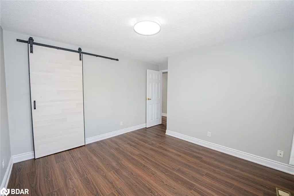 88 Harcourt Crescent