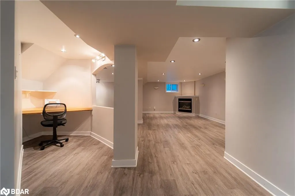 1071 Joan Drive