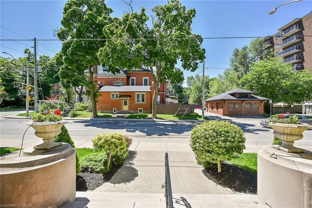 86 Herkimer Street, #PH41