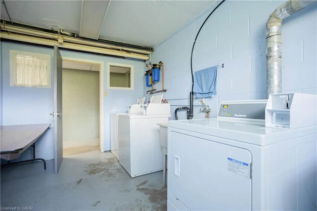 371 Dale Crescent, #14