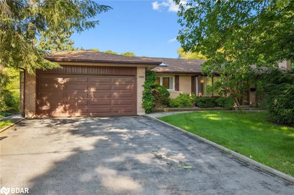 1095 Linbrook Road