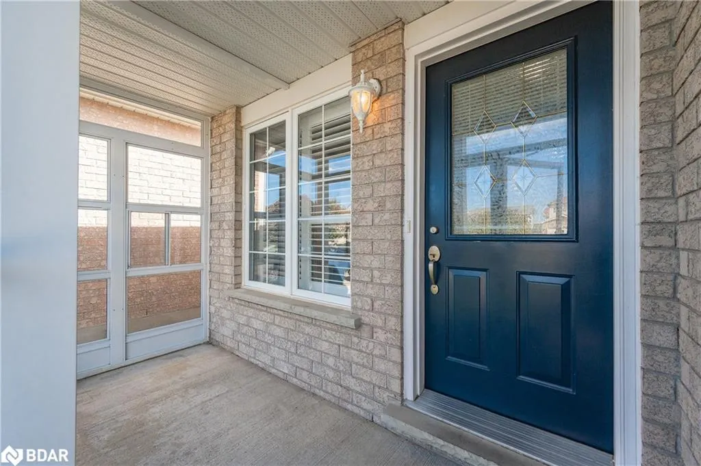 4 Bronwyn Place