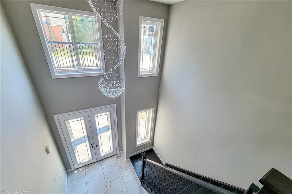 1261 Mohawk Road W, #5