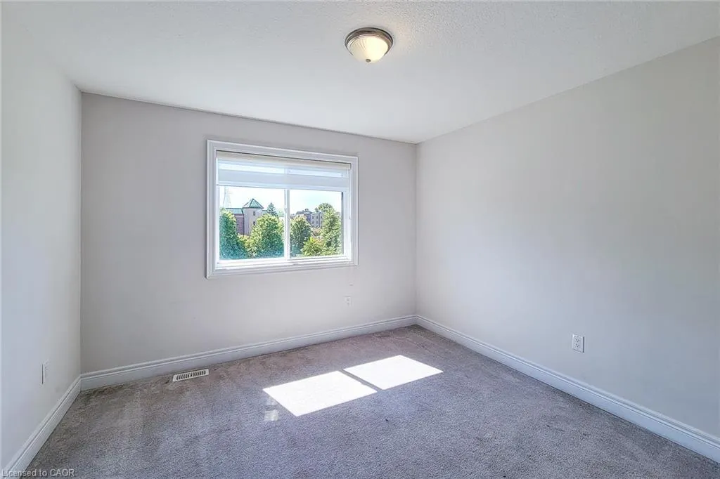 1261 Mohawk Road W, #5