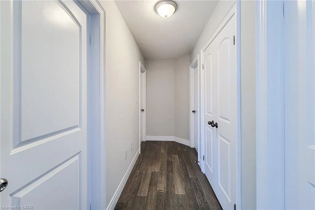 1261 Mohawk Road W, #5