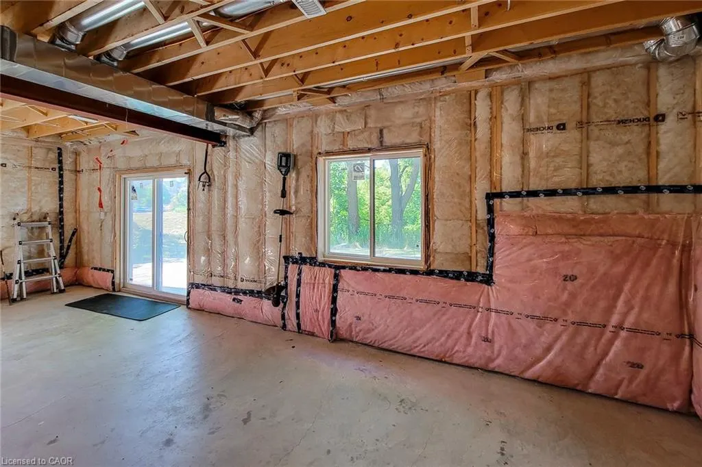 1261 Mohawk Road W, #5