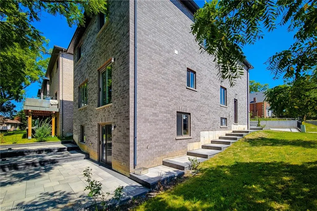 1261 Mohawk Road W, #5