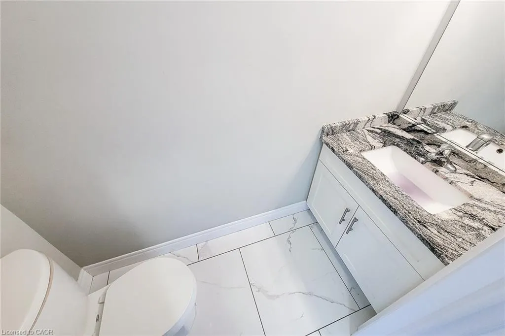1261 Mohawk Road W, #5