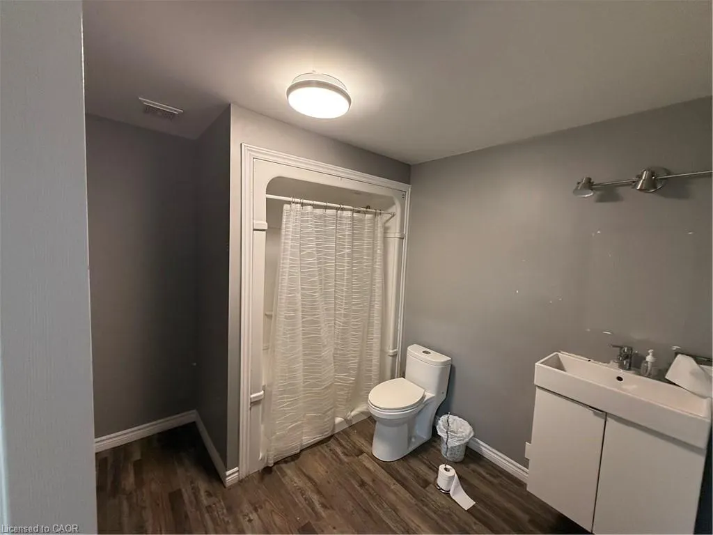 227 Bunting Road, #1