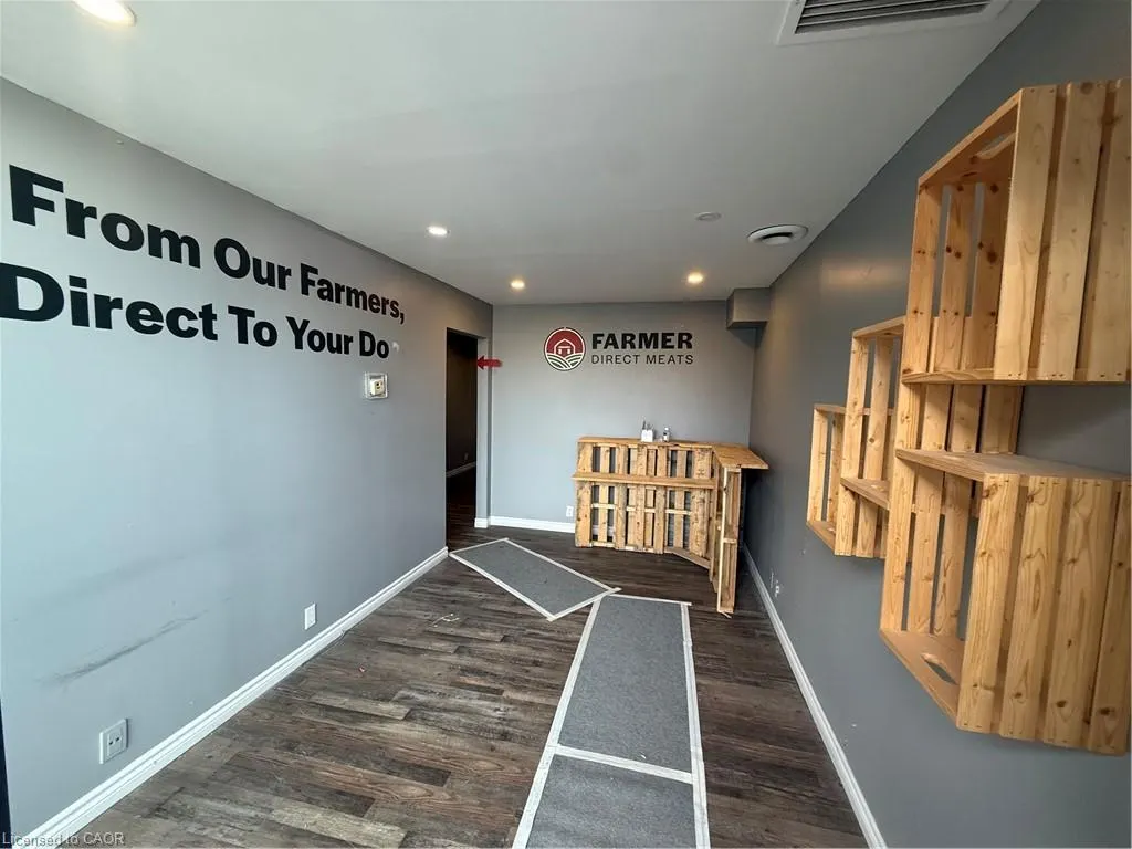 227 Bunting Road, #1