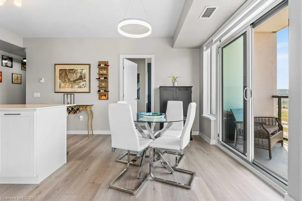385 Winston Road, #1402