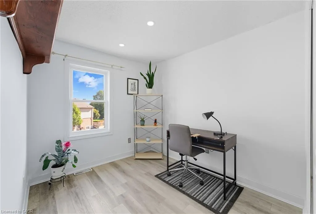 1300 Upper Ottawa Street, #6