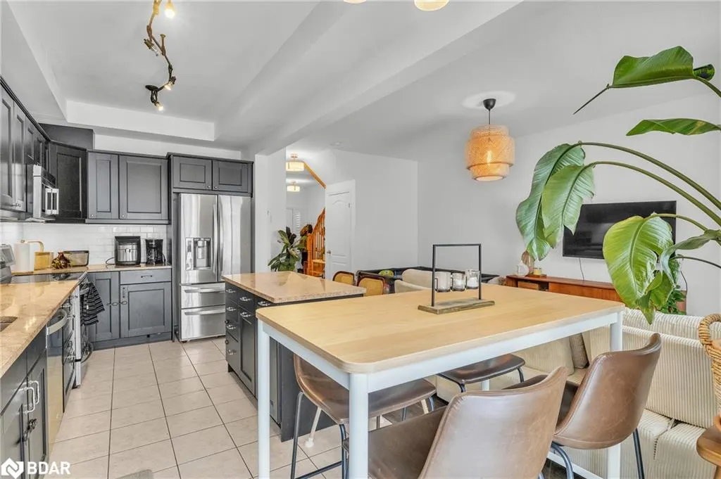 80 Palacebeach Trail