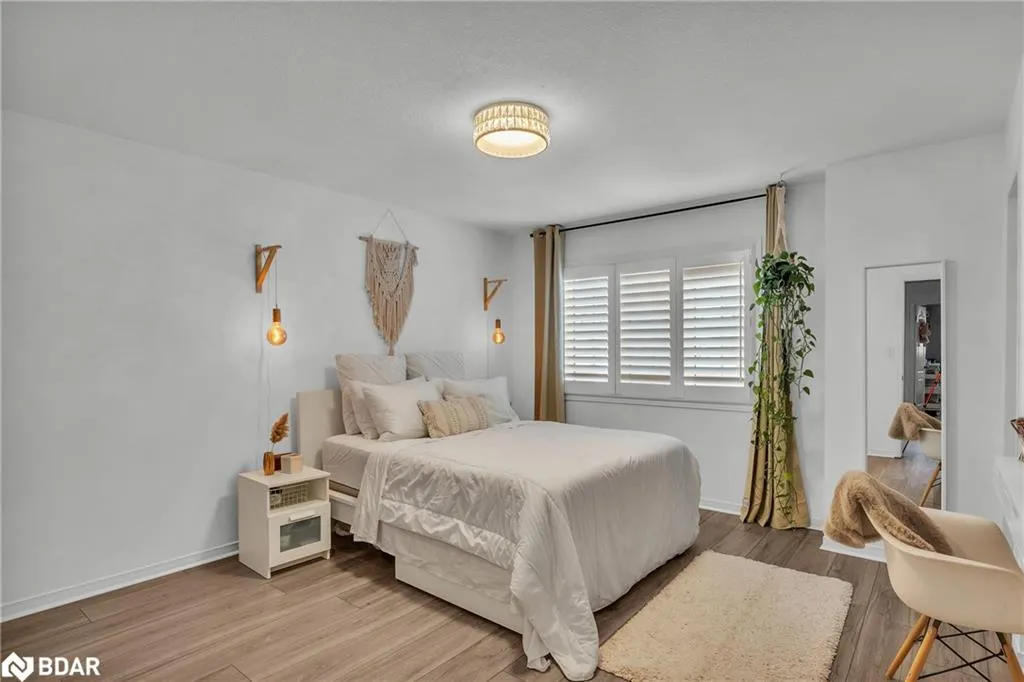 80 Palacebeach Trail