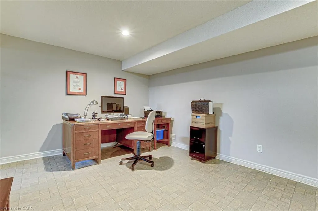 87 Donker Drive, #24