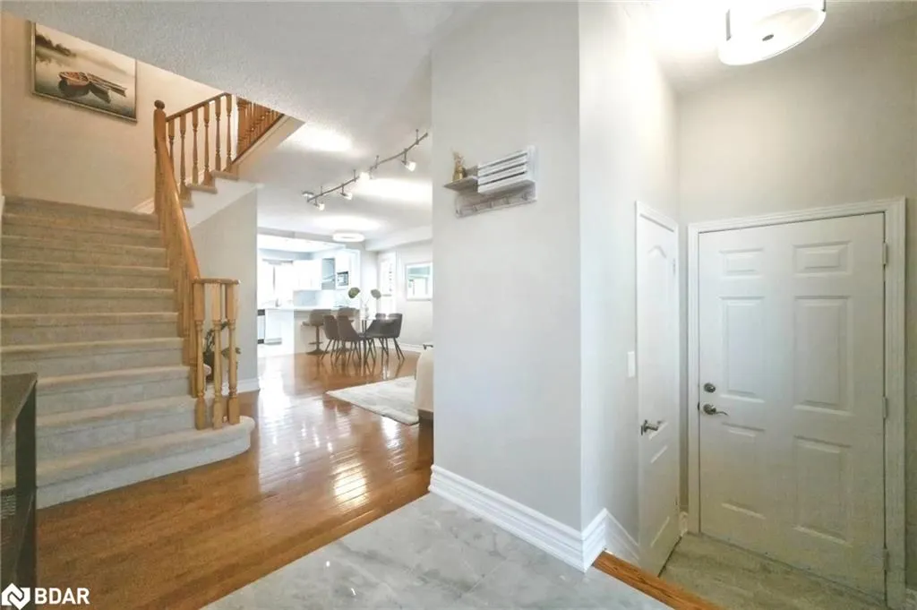 2460 Newcastle Crescent