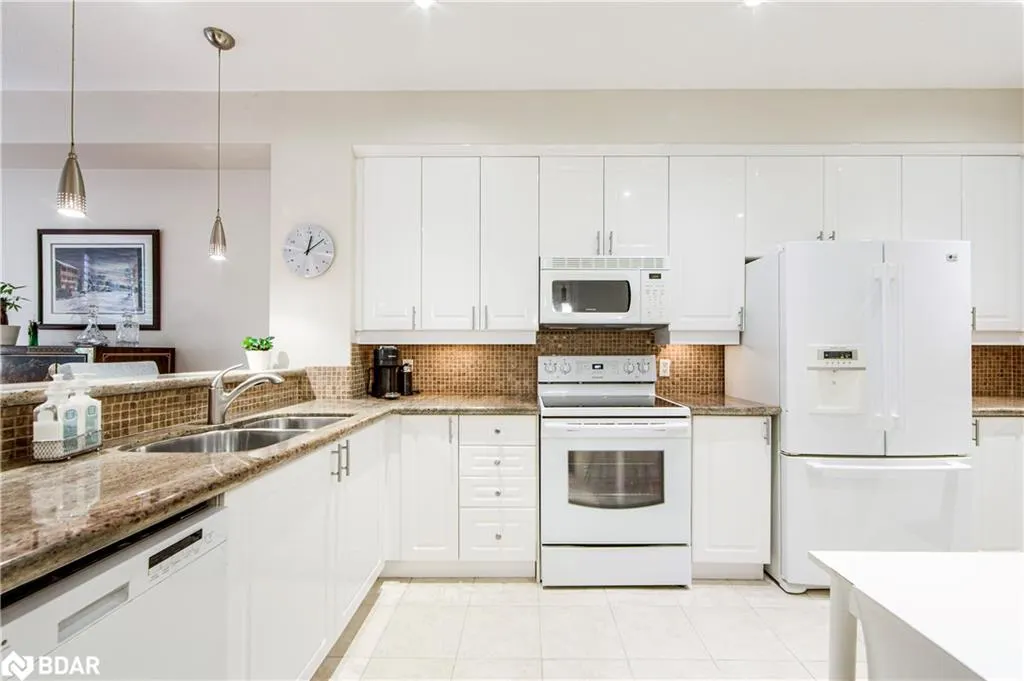 300 Ravineview Way, #21