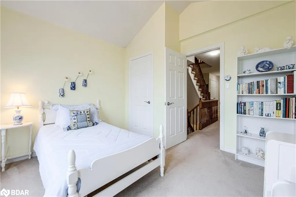 300 Ravineview Way, #21