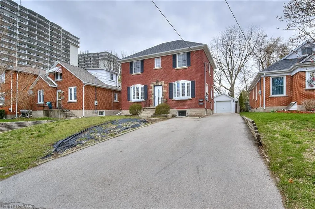 40 Brunswick Avenue, #B