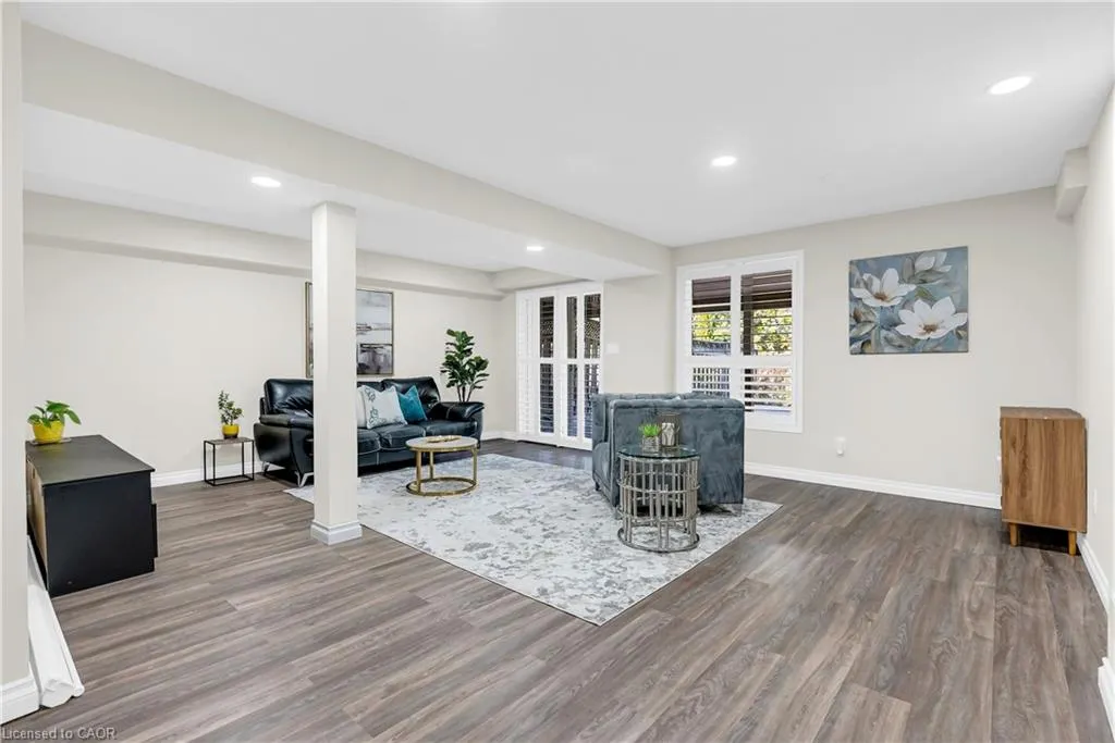 4093 Medland Drive