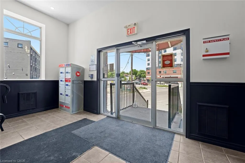 27 Bridge Street, #304