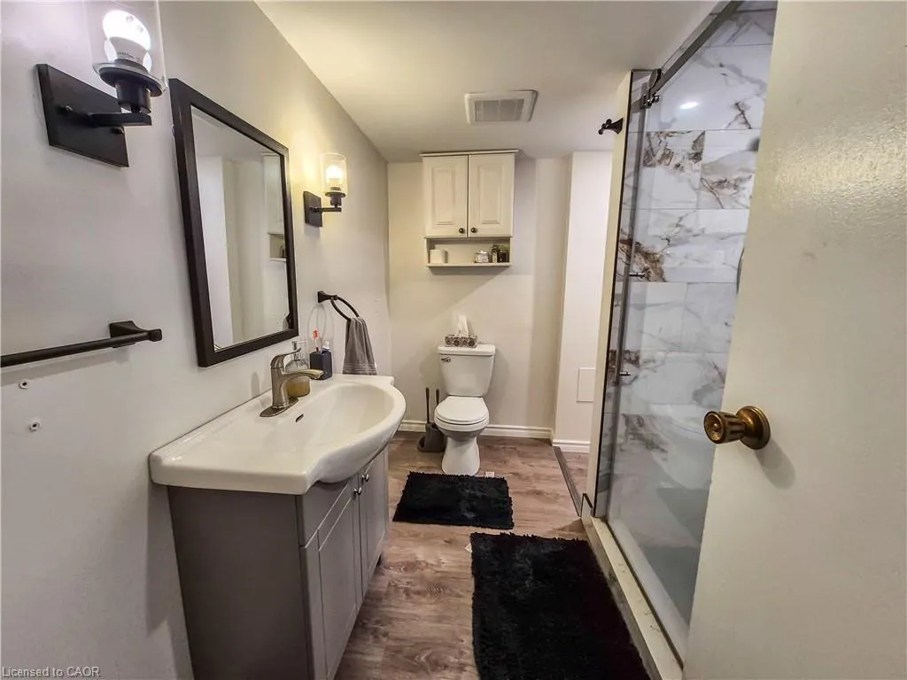 11 Duncairn Avenue, #Lower