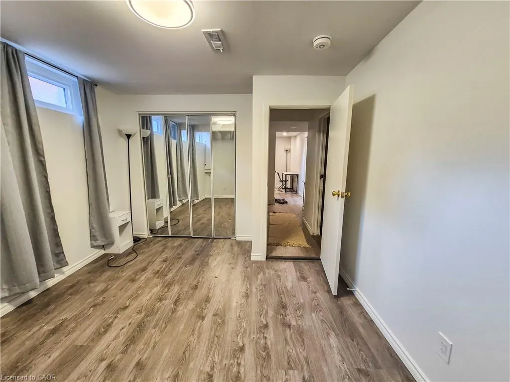 11 Duncairn Avenue, #Lower