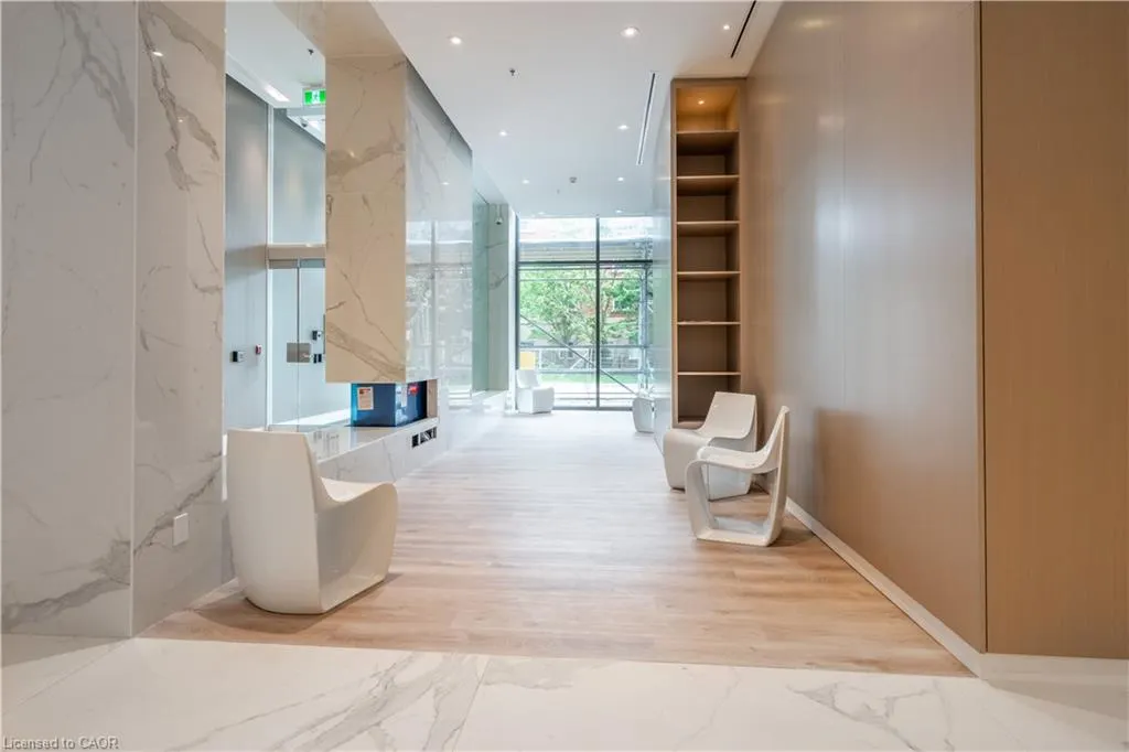 370 Martha Street, #309