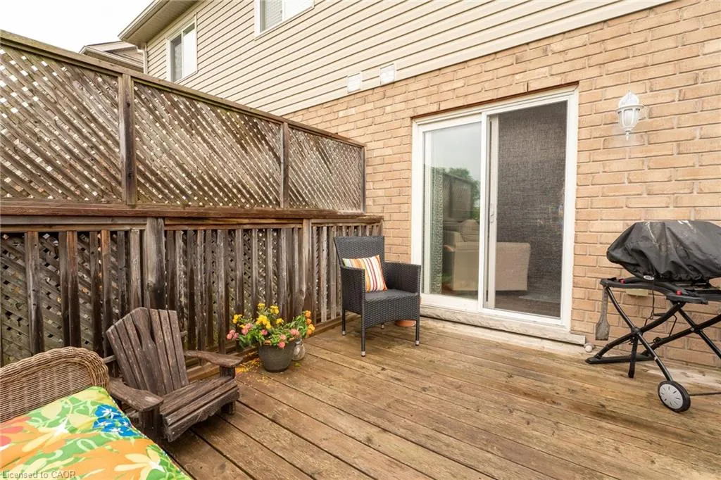 159 Kemp Crescent