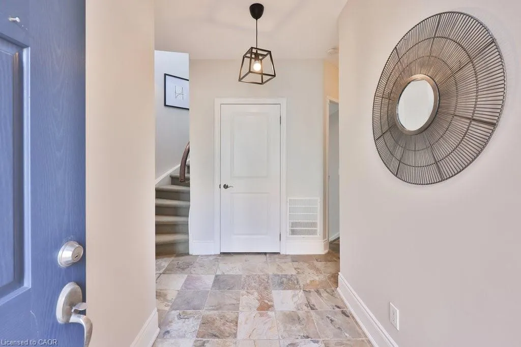 120 Bronte Road, #8