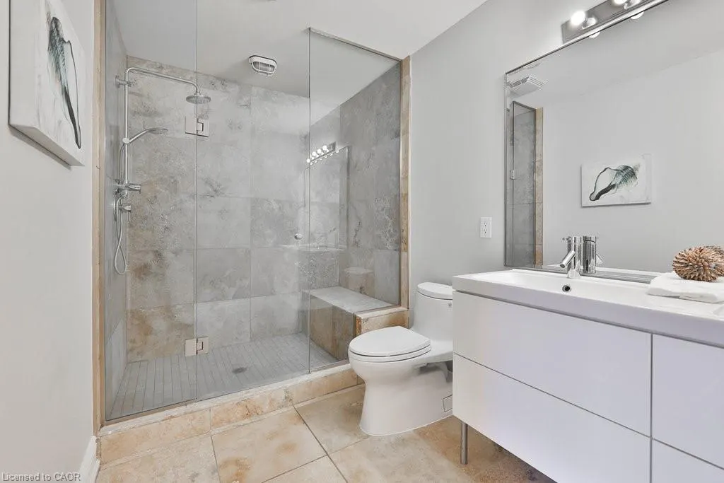 120 Bronte Road, #8