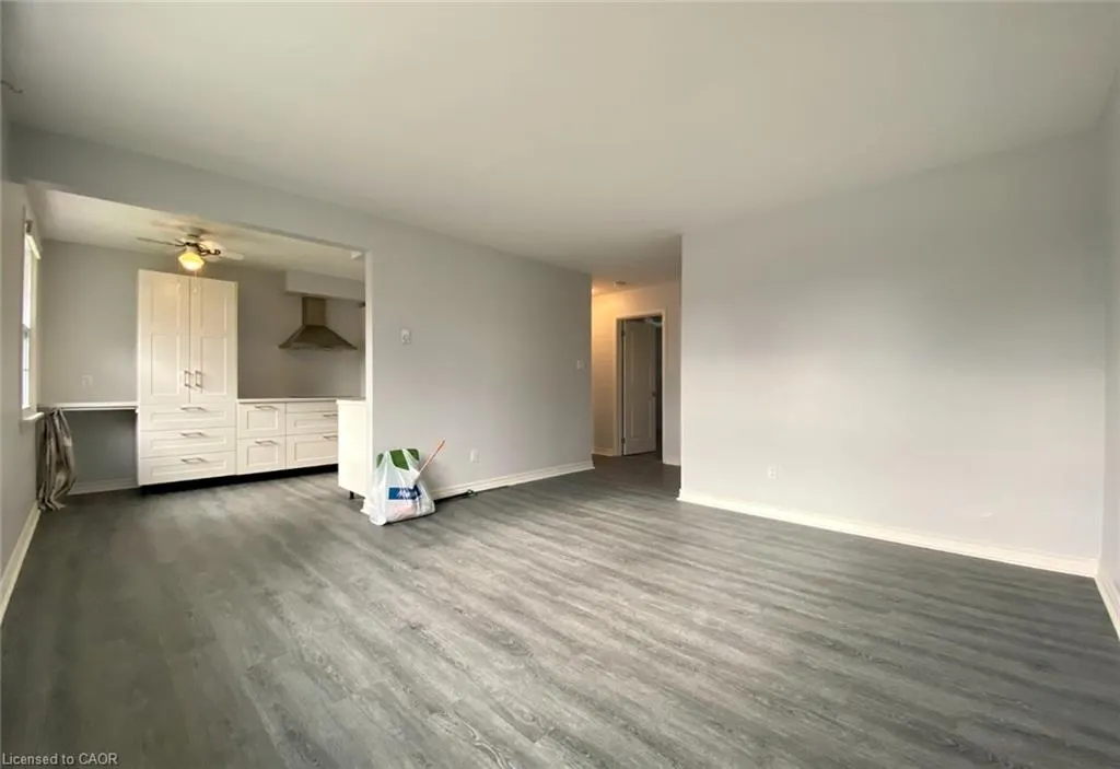 15 Johnson Place, #1